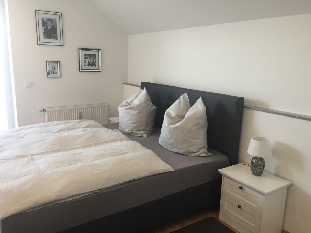 Apartment Mit Parkblick Tönisvorst Dış mekan fotoğraf
